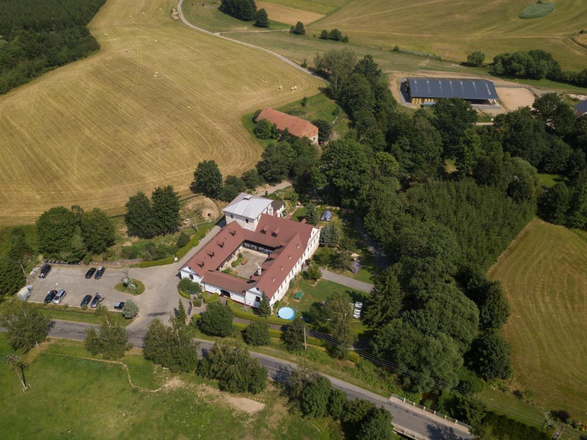 Hotel Lidmiluv Mlyn Sadek Zewnętrze zdjęcie